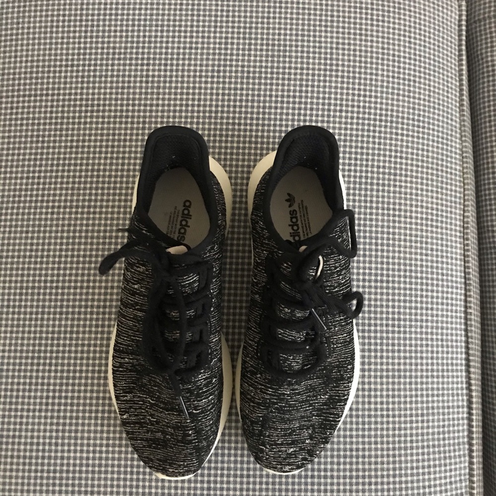 NWOT Adidas tennis shoes sneakers size 6.5